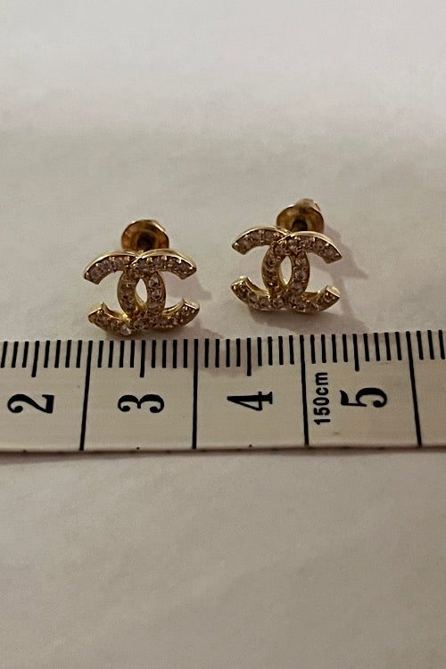 Gold-Tone Crystal CC Logo Stud Earrings – Elegant Designer-Inspired Sparkle