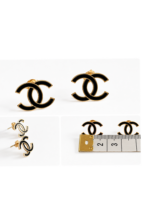 Black & Gold Double-C Logo Stud Earrings – Elegant Enamel Fashion Earrings